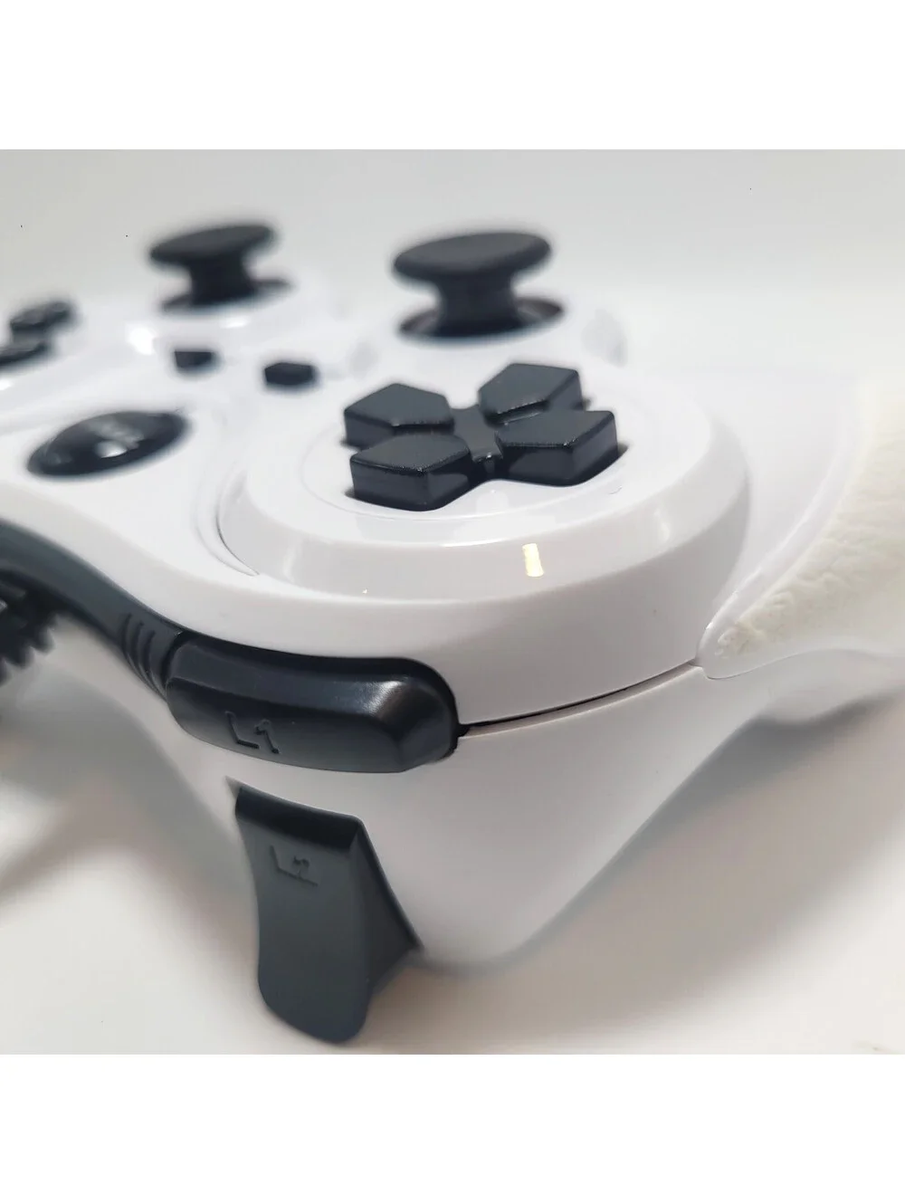 PS One / Playstation 2 / PS1 Analog Wired Controller (PSX/PS2) - White